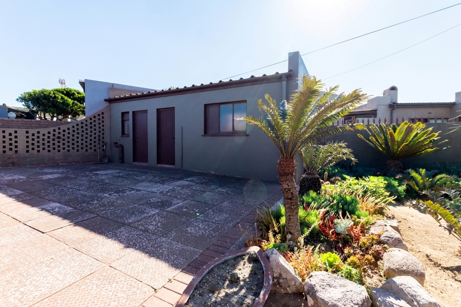 4 Bedroom Property for Sale in Vredenburg Western Cape